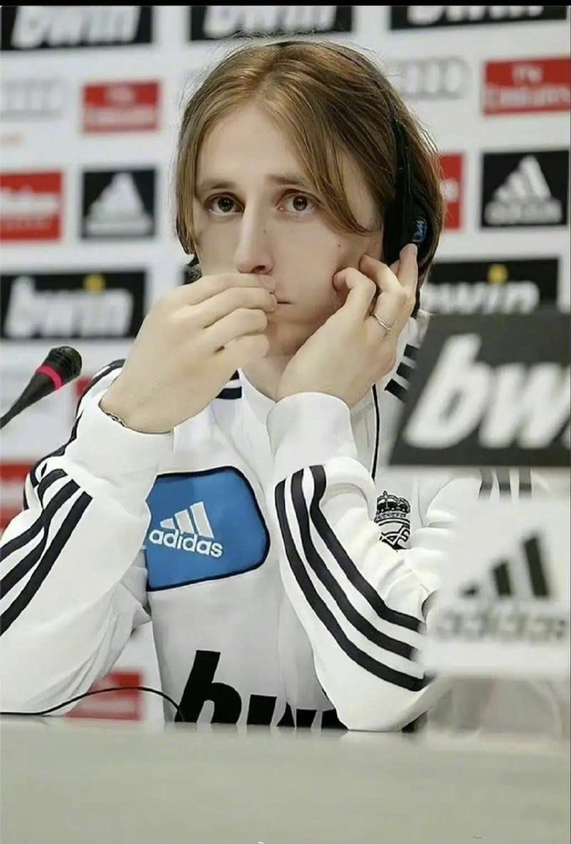 皮特·阿隆索（Pete Alonso）单季 53 轰刷新大联盟新人本垒打纪录