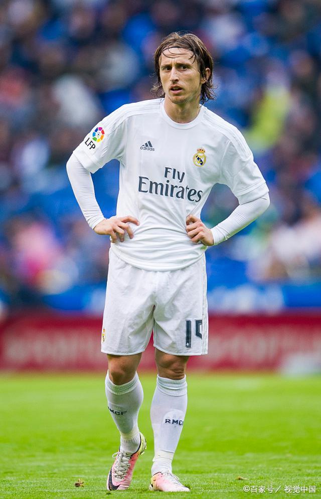 乌姆蒂蒂：费基尔不伤能效力皇马巴萨，苏牙是好人梅西最伟大